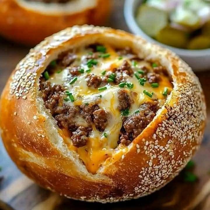 Cheesy Beef Bread Bowl Feast: A Hearty, Savory Delight for the Whole Family