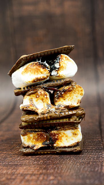 How to Make Classic Campfire S’mores
