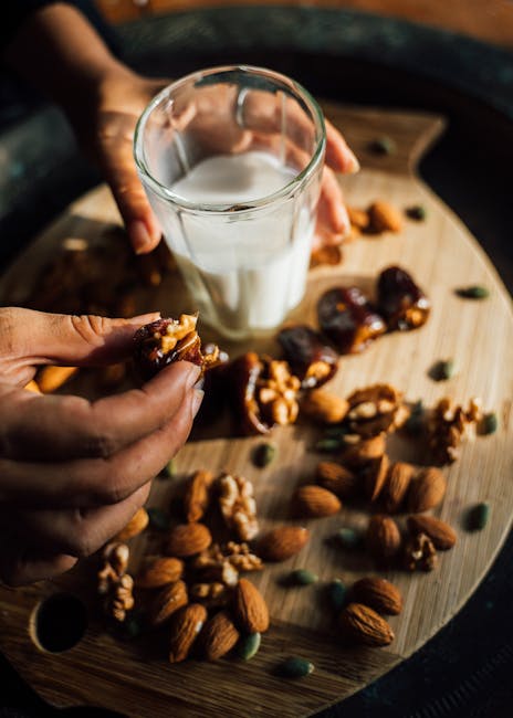 Why Paleo Meals Provide Better Satiety and Reduce Mindless Snacking Habits