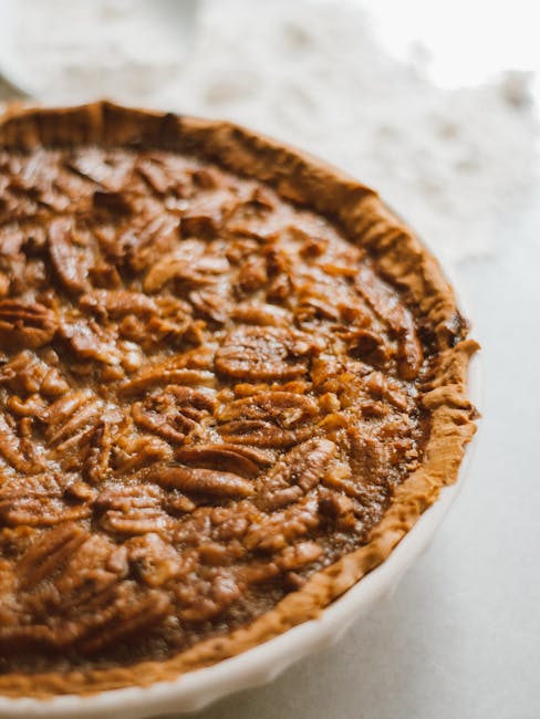 Classic American Apple Pie with Flaky Butter Crust