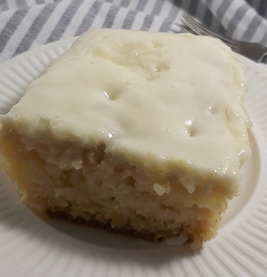 Wet Pineapple Cake