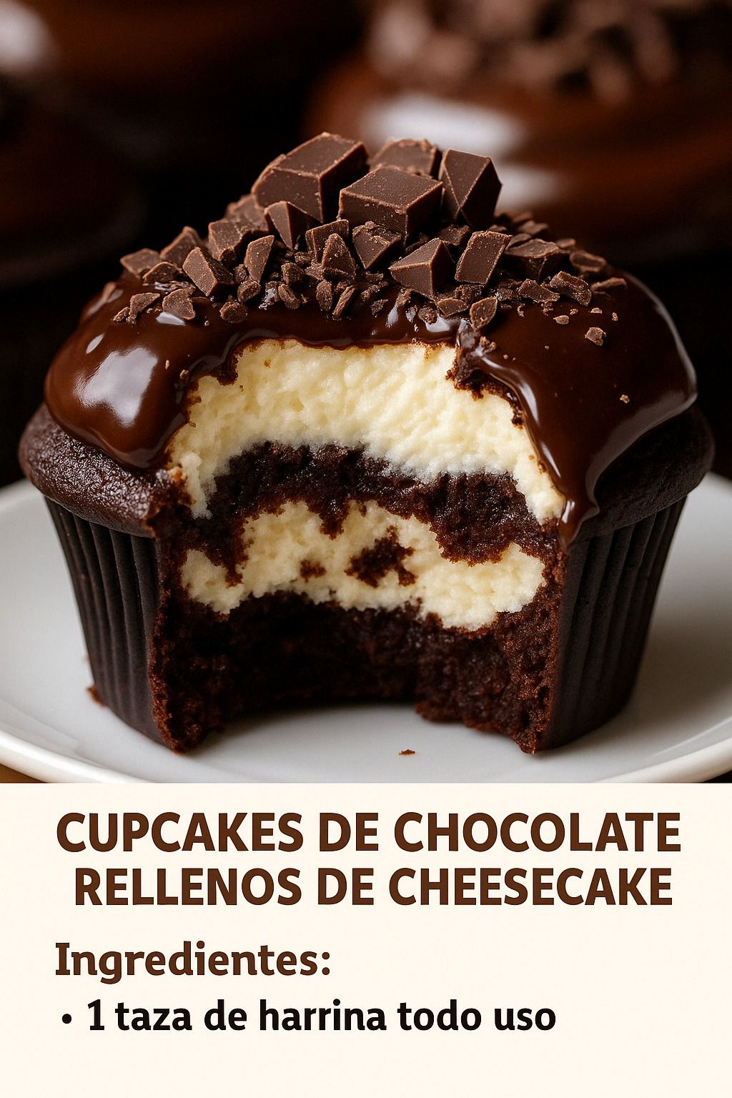 Cupcakes de chocolate rellenos de cheesecake