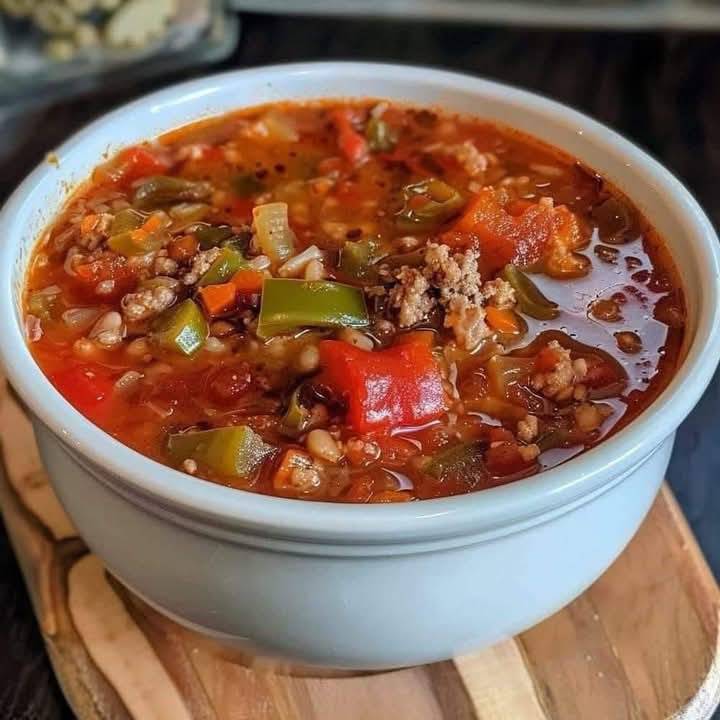 Hearty Stuffed Pepper Soup