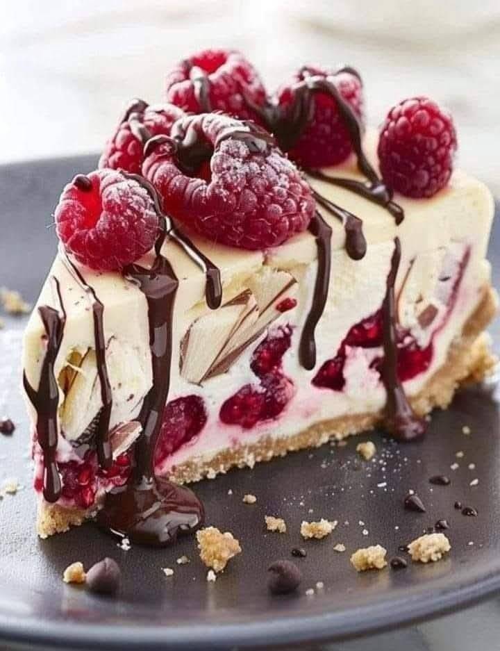 Raspberry Chocolate Cheesecake