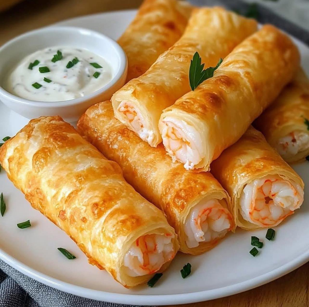 Crispy Shrimp Rolls with Creamy Dip