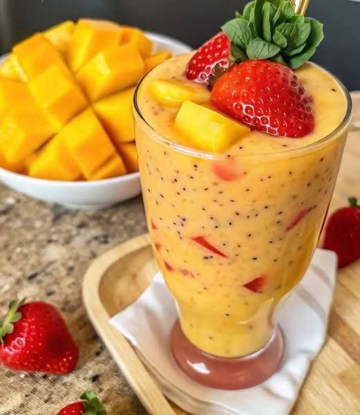 Tropical Strawberry Mango Smoothie
